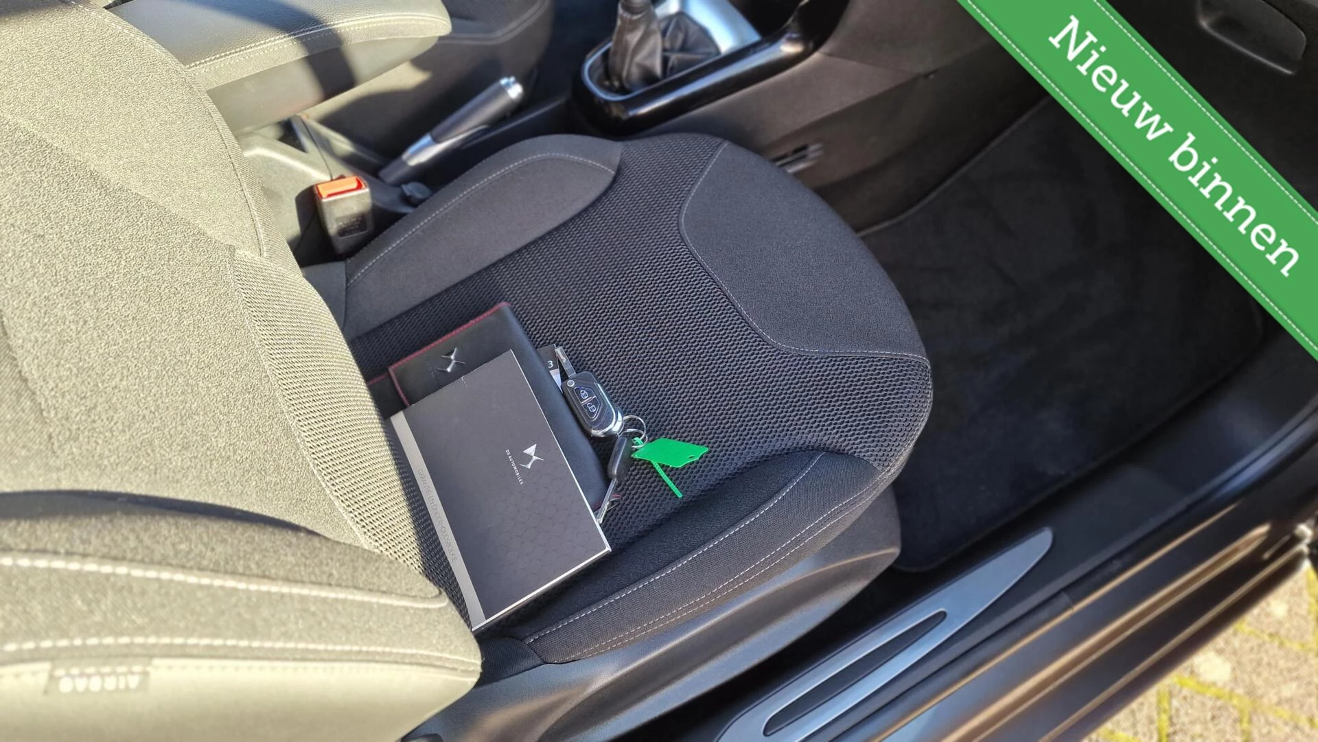 Hoofdafbeelding DS DS 3