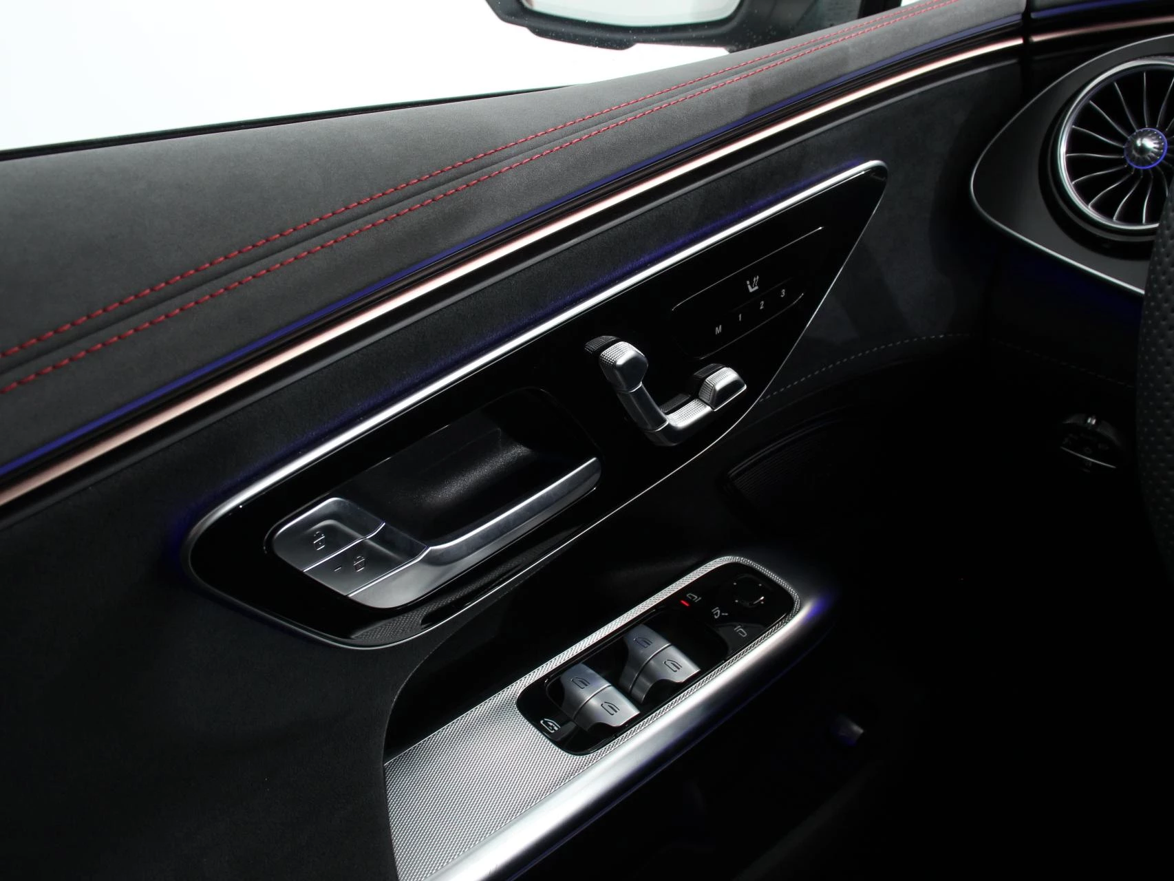 Hoofdafbeelding Mercedes-Benz EQE