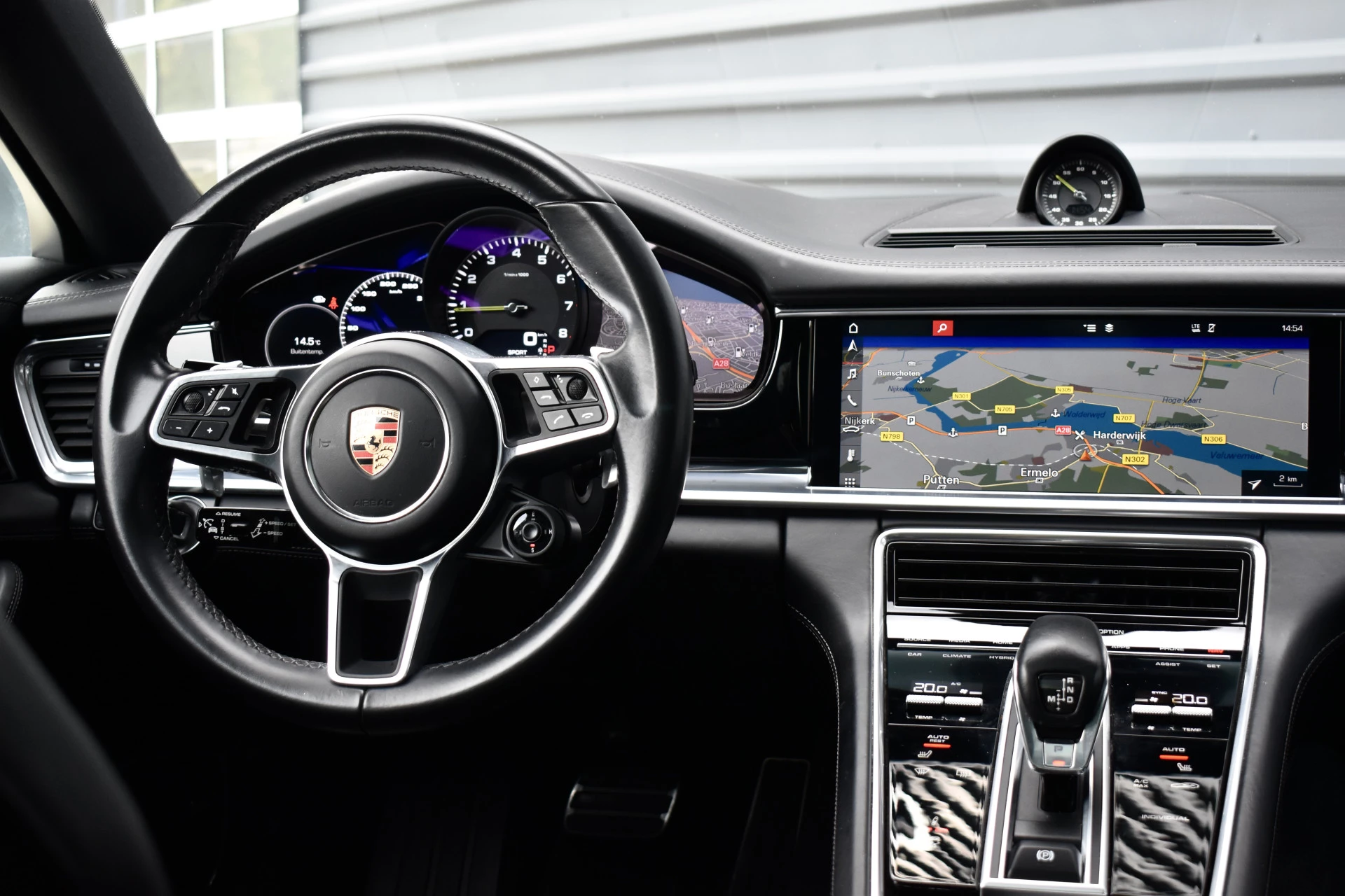 Hoofdafbeelding Porsche Panamera