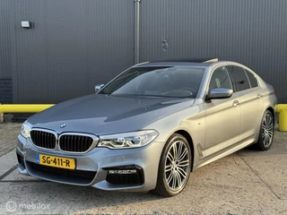 BMW 5-serie 520i High Executive | M-Pakket | Pano | Bomvol
