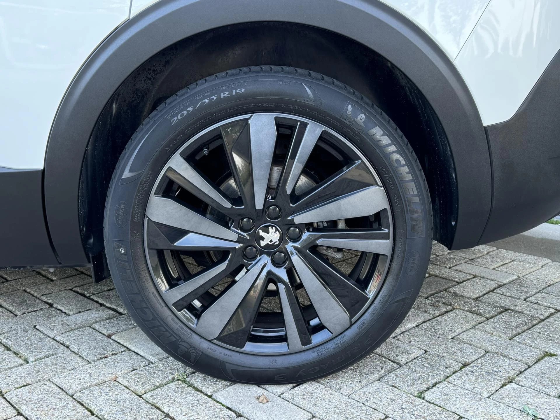 Hoofdafbeelding Peugeot 5008