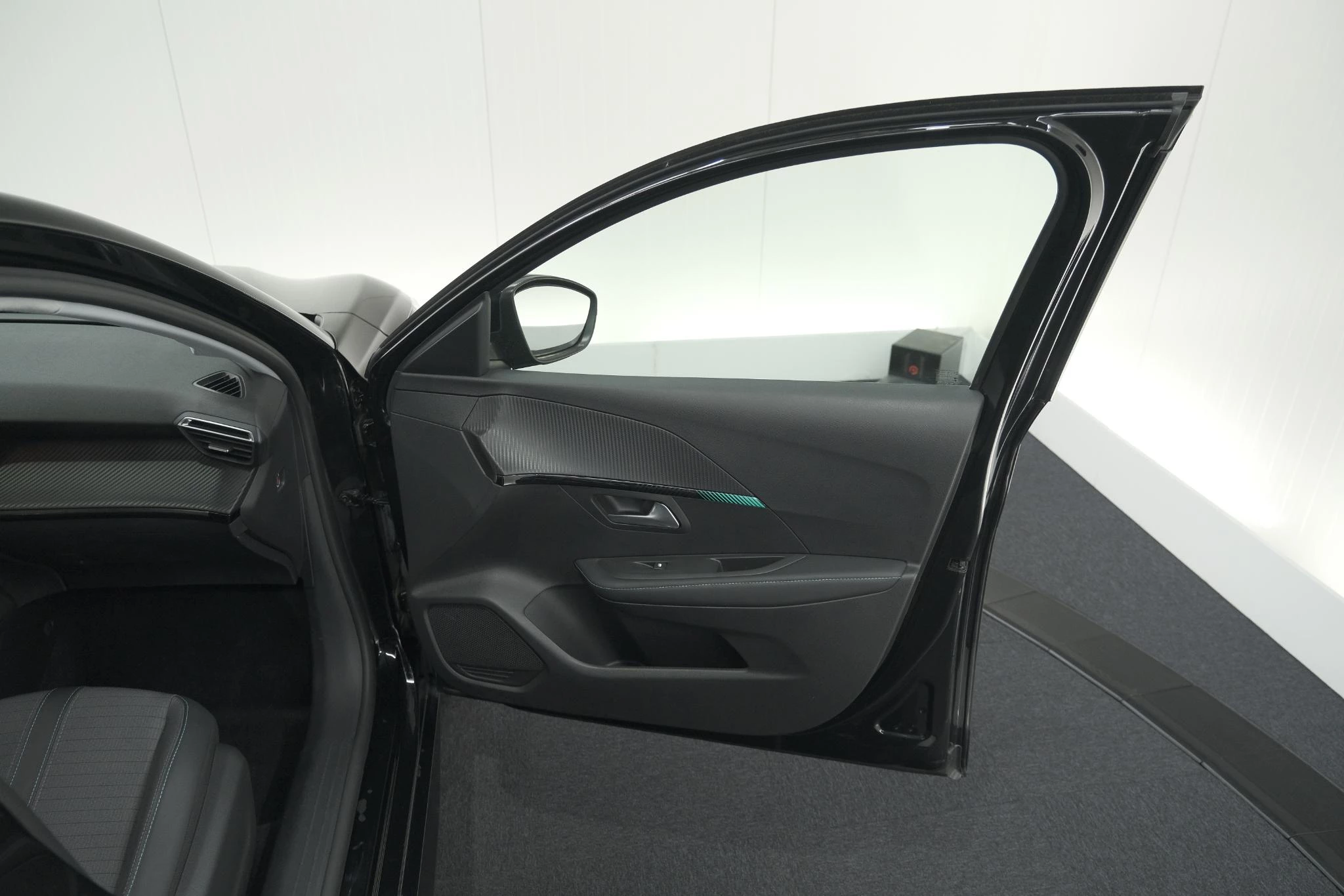 Hoofdafbeelding Peugeot e-208