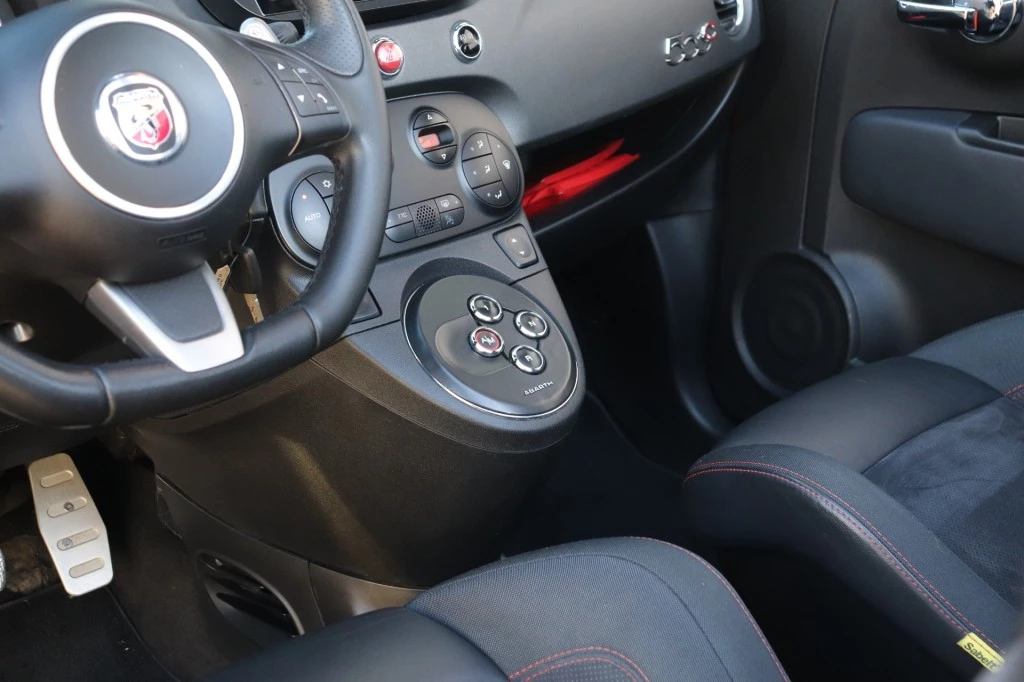 Hoofdafbeelding Fiat 500C