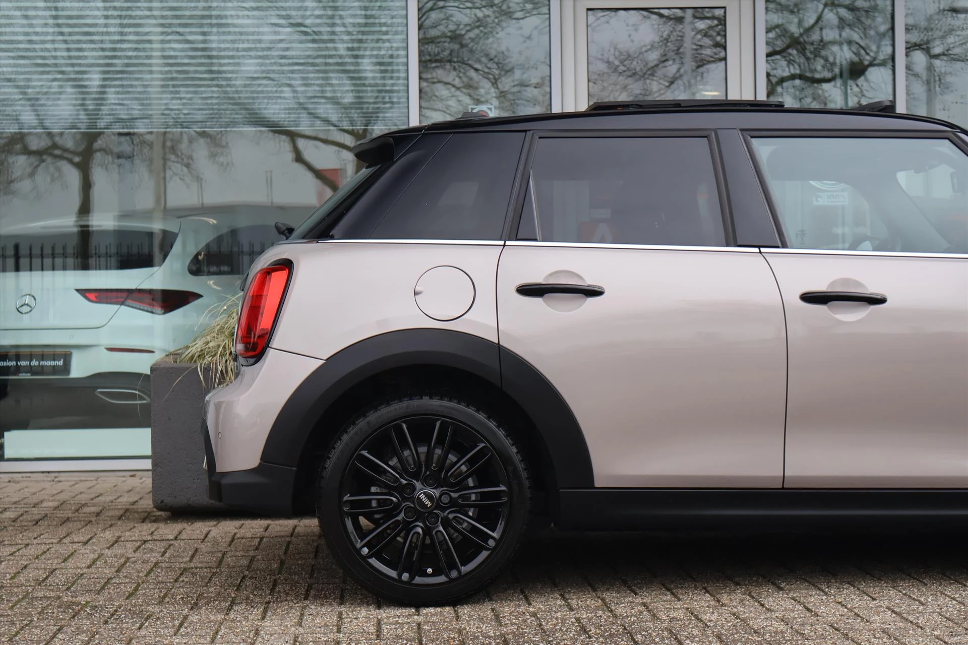 Hoofdafbeelding MINI 5-deurs