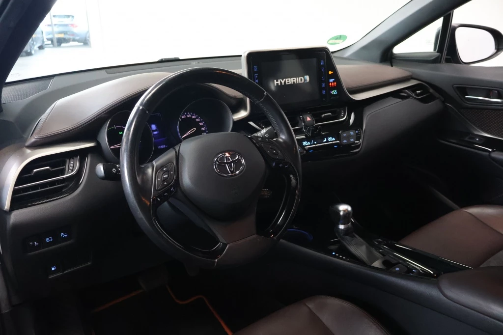 Hoofdafbeelding Toyota C-HR