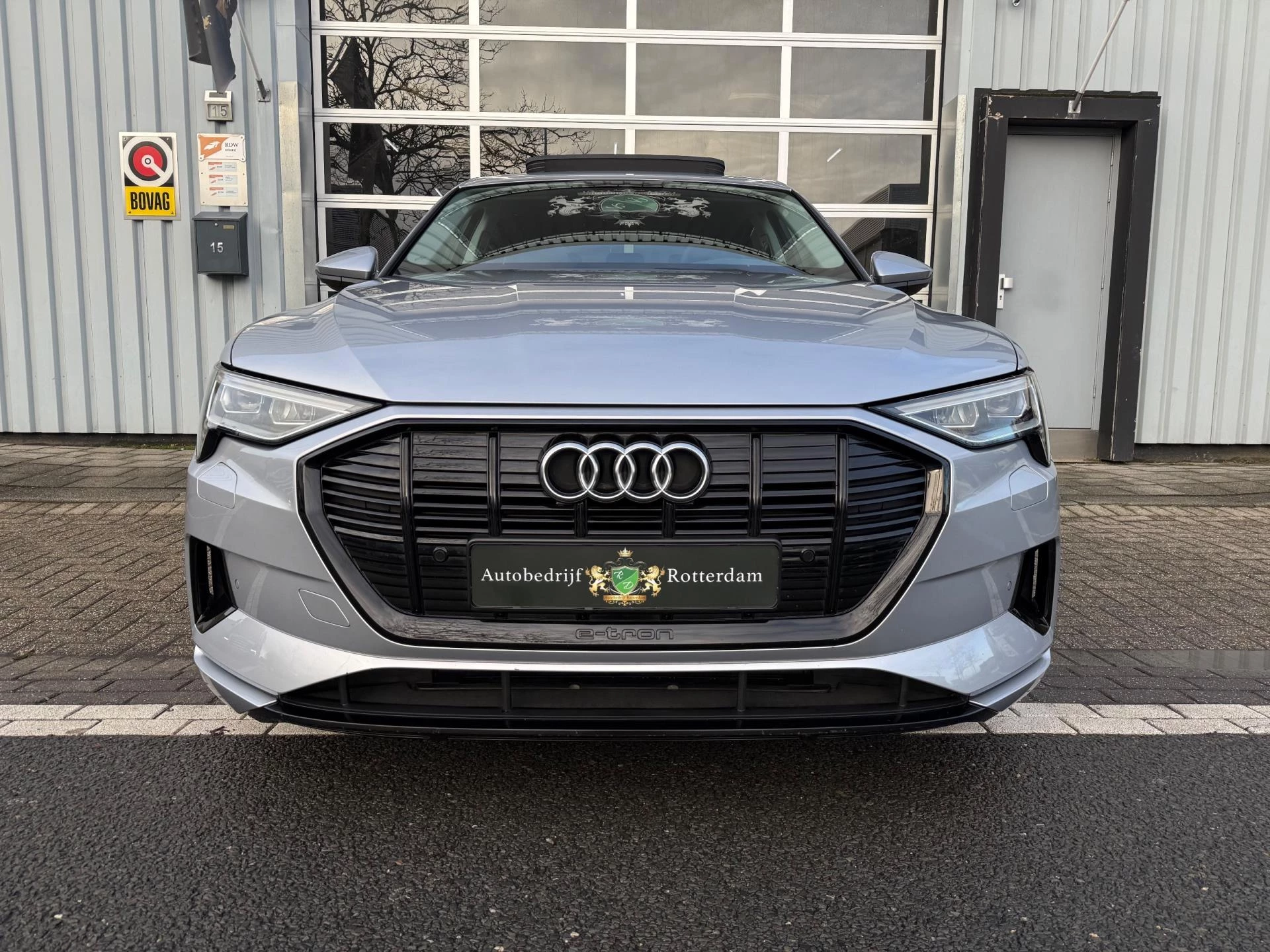 Hoofdafbeelding Audi e-tron