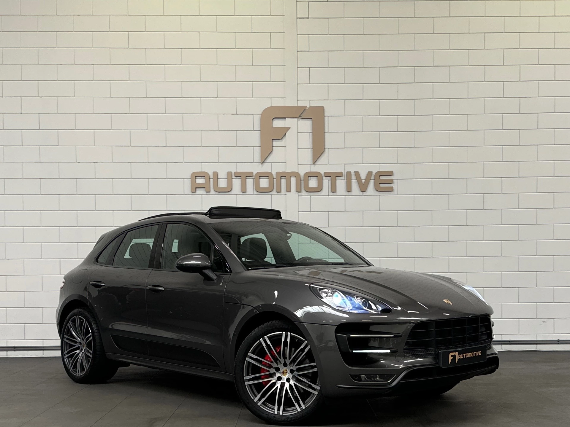 Hoofdafbeelding Porsche Macan