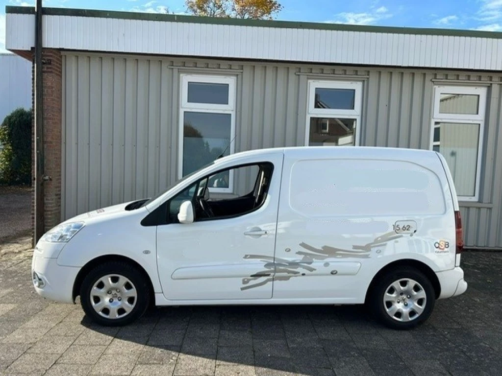 Hoofdafbeelding Peugeot Partner