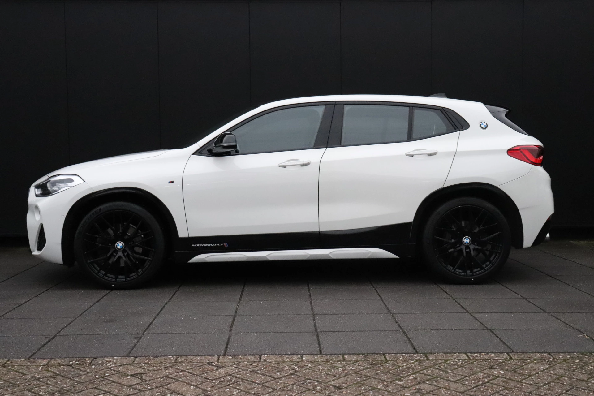 Hoofdafbeelding BMW X2