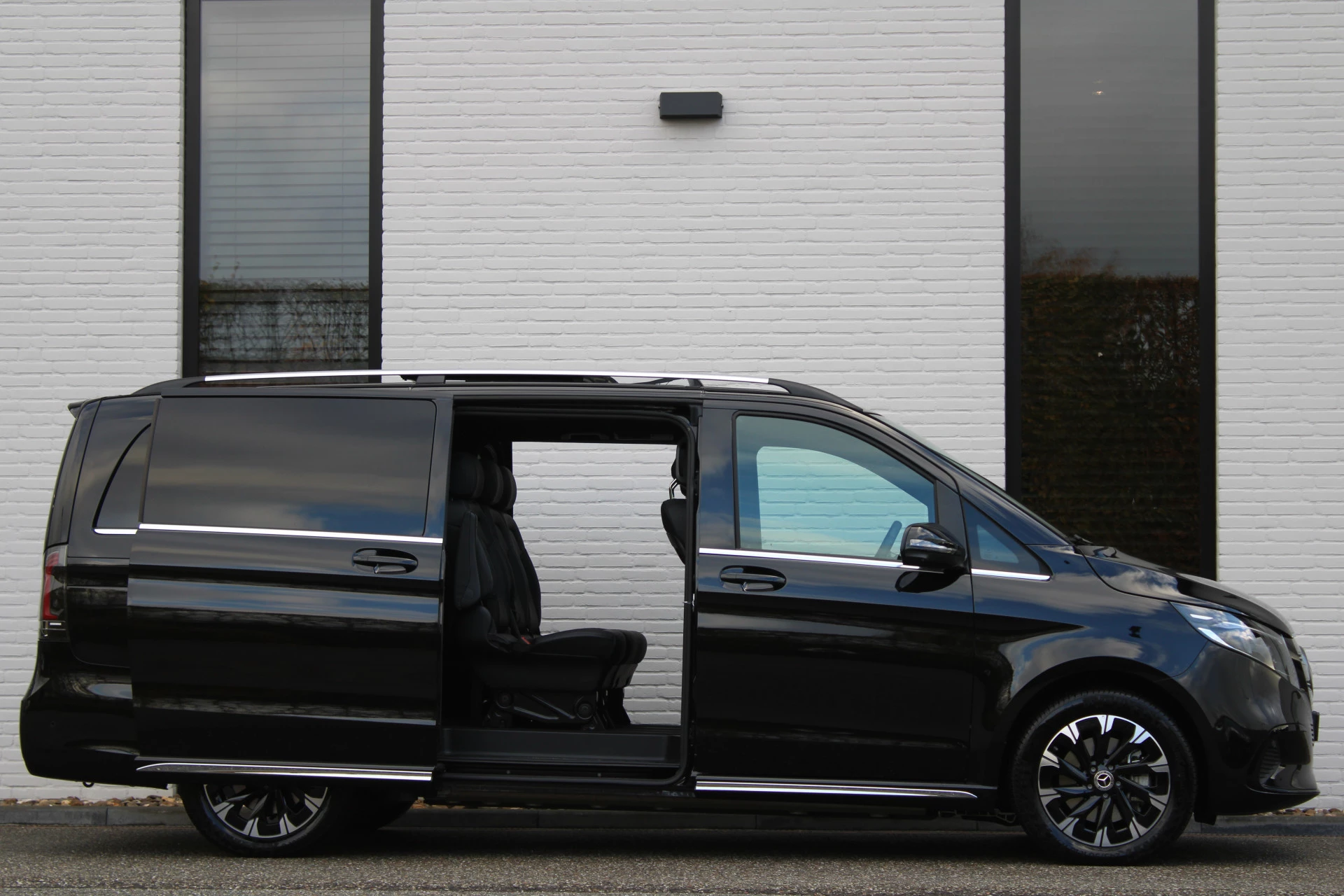 Hoofdafbeelding Mercedes-Benz EQV