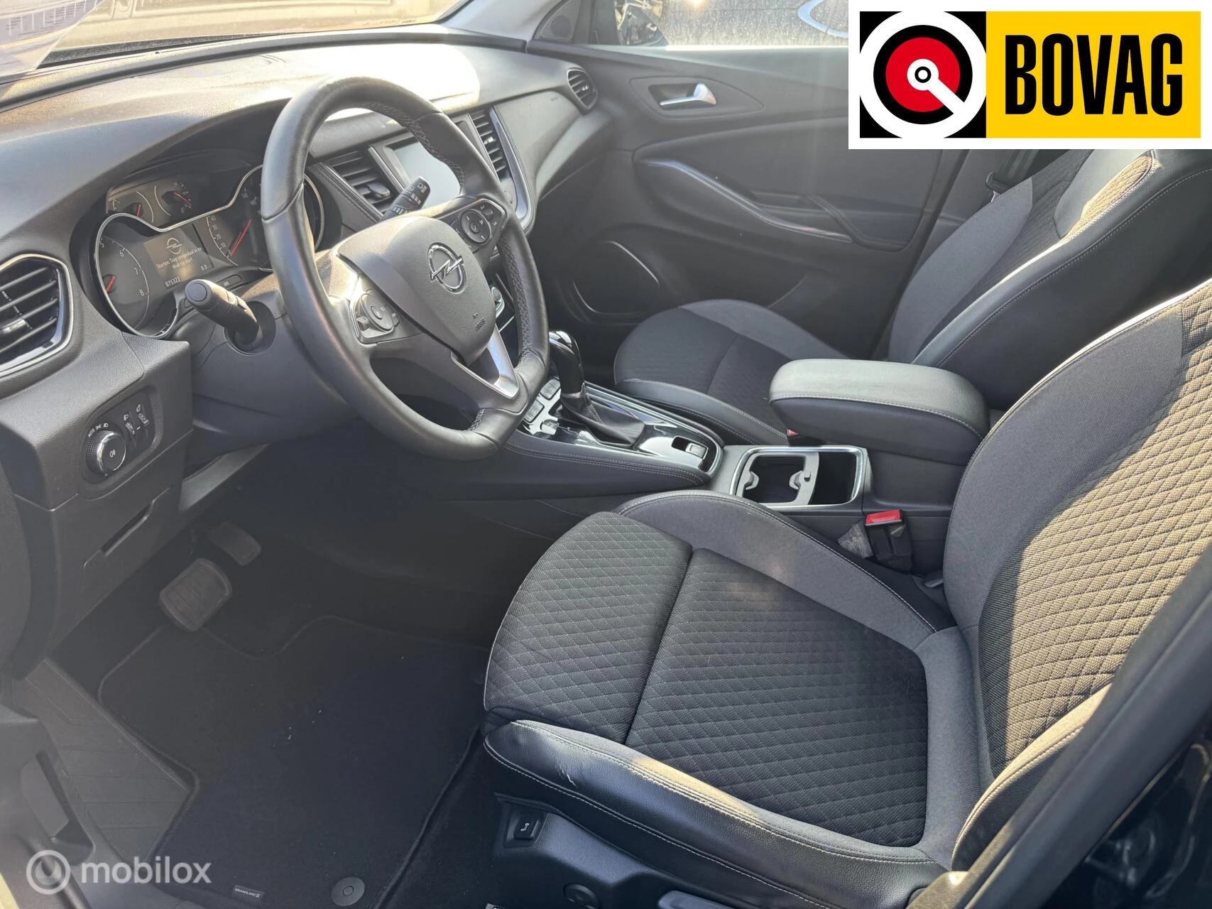 Hoofdafbeelding Opel Grandland X
