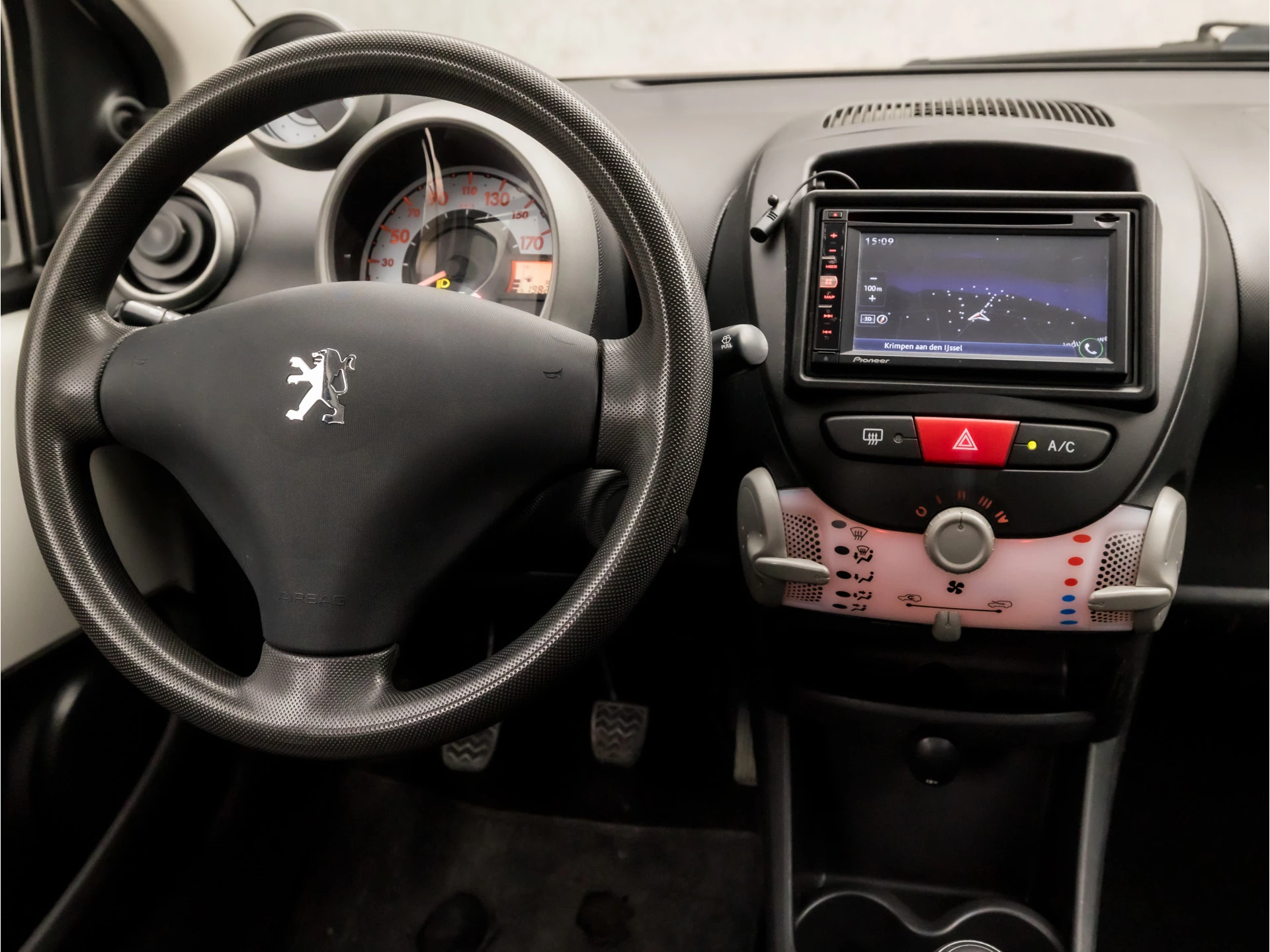 Hoofdafbeelding Peugeot 107