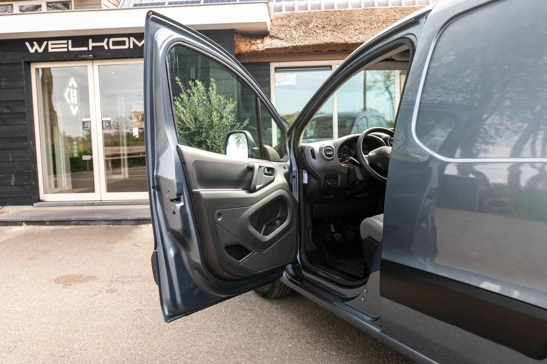 Hoofdafbeelding Peugeot Partner