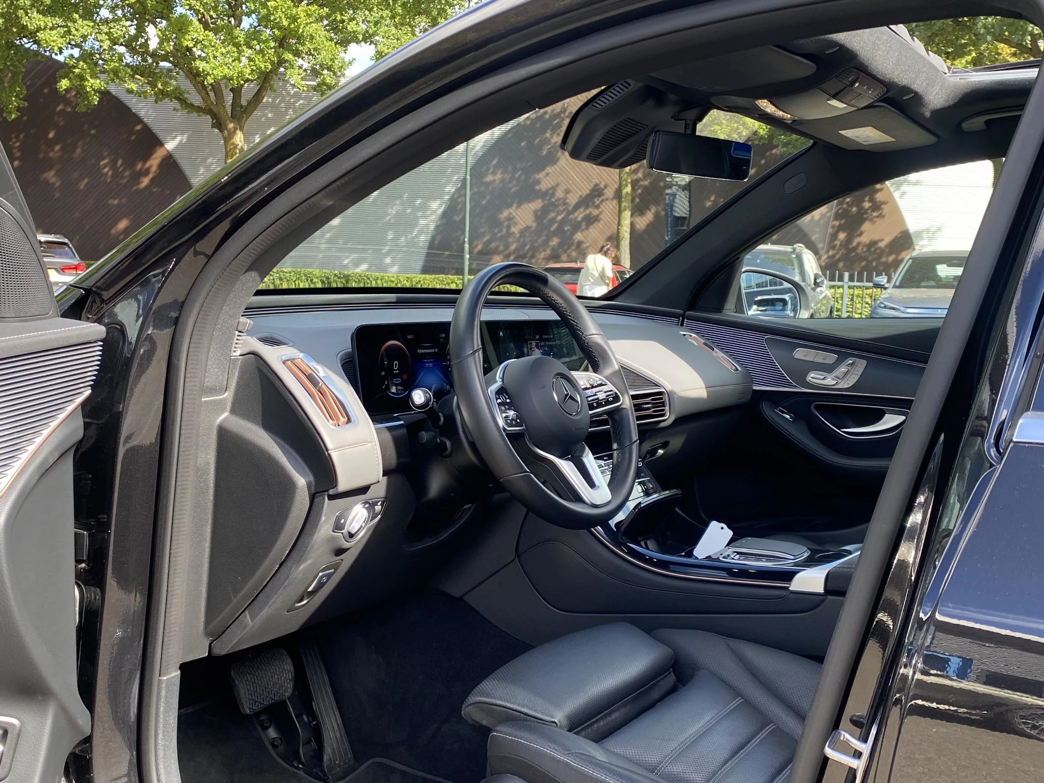 Hoofdafbeelding Mercedes-Benz EQC