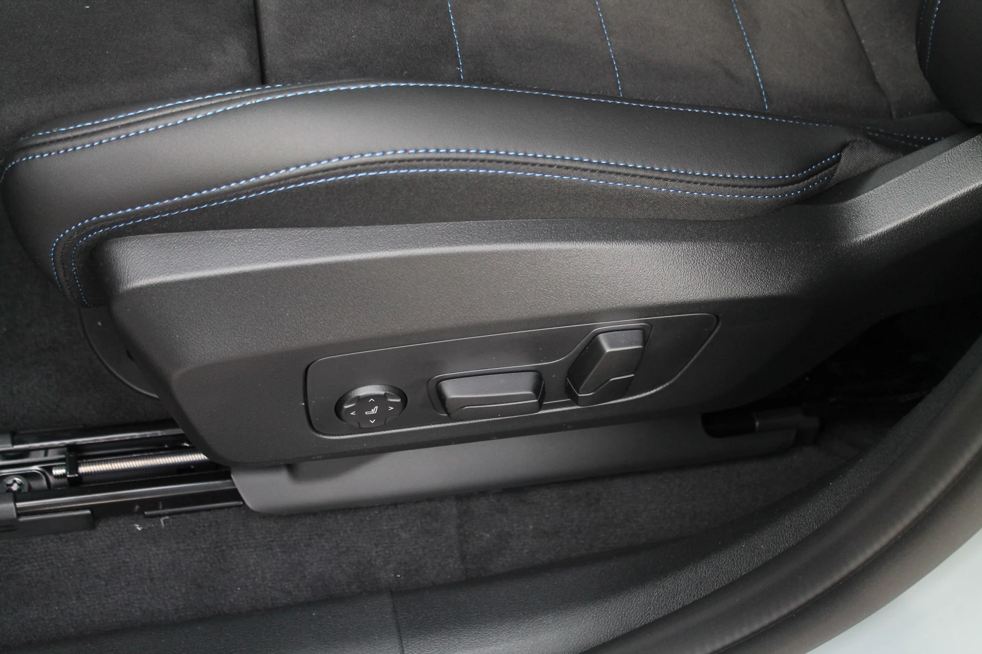 Hoofdafbeelding BMW iX2