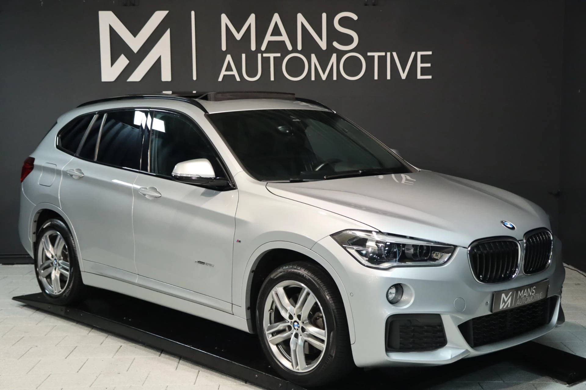 Hoofdafbeelding BMW X1