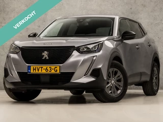 Peugeot 2008 1.2 PureTech Allure Sport Automaat (APPLE CARPLAY, GROOT NAVI, LANE ASSIST, GETINT GLAS, SPORTSTOELEN, PARKEERSENSOREN, LED KOPLAMPEN, DAB+, CRUISE, NIEUWSTAAT)