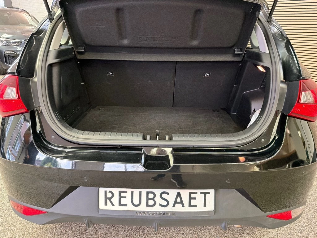 Hoofdafbeelding Hyundai i20