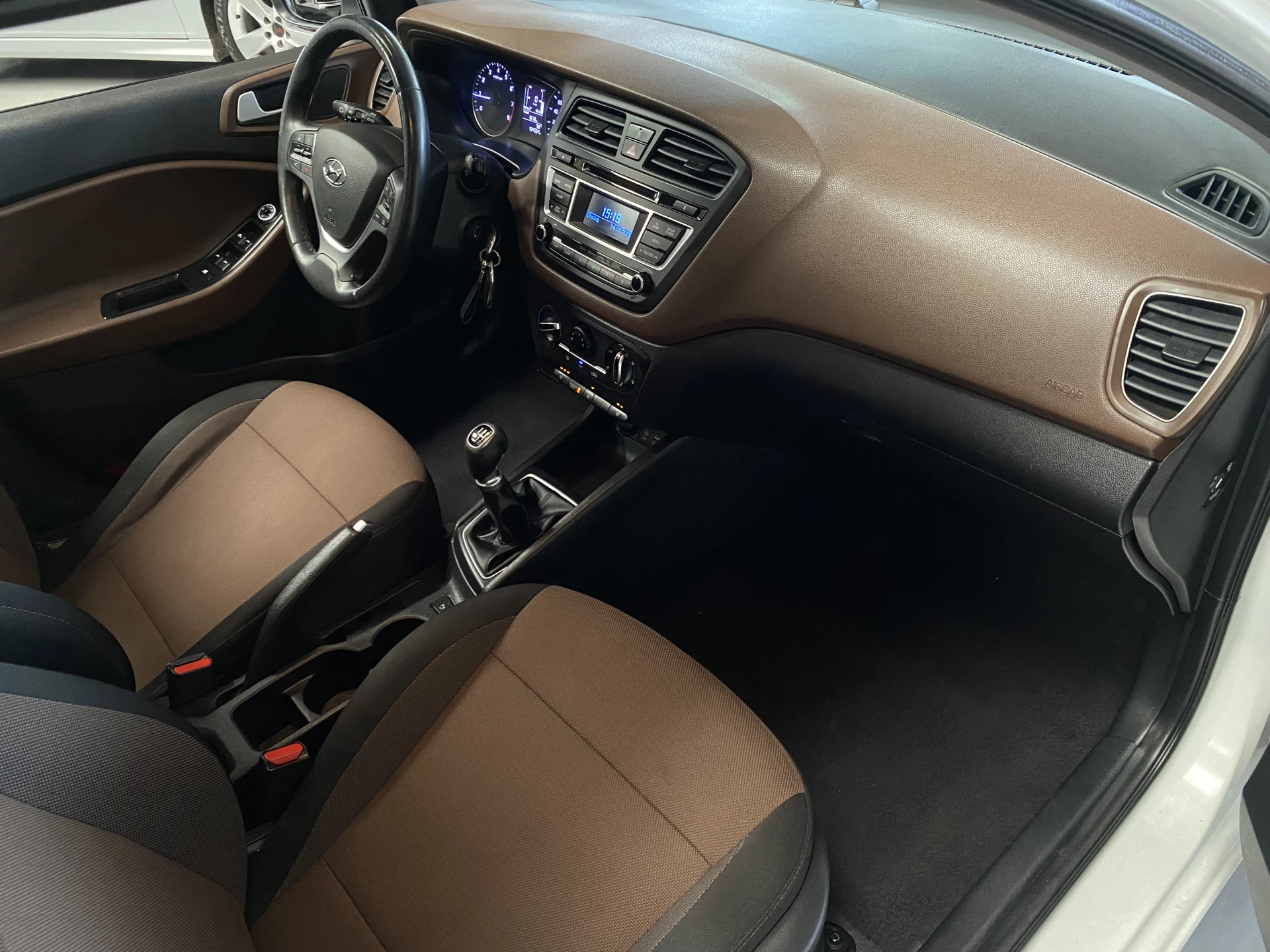 Hoofdafbeelding Hyundai i20