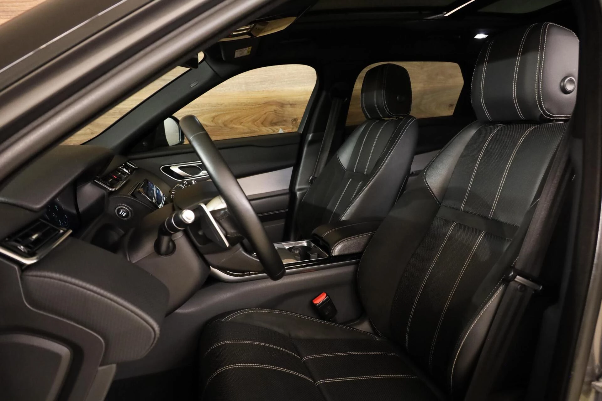 Hoofdafbeelding Land Rover Range Rover Velar