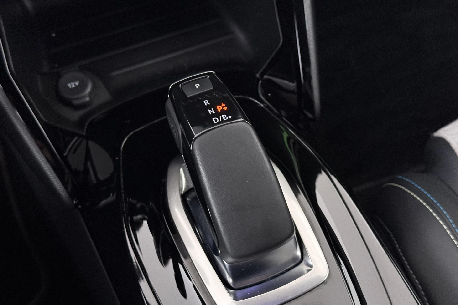 Hoofdafbeelding Peugeot e-2008