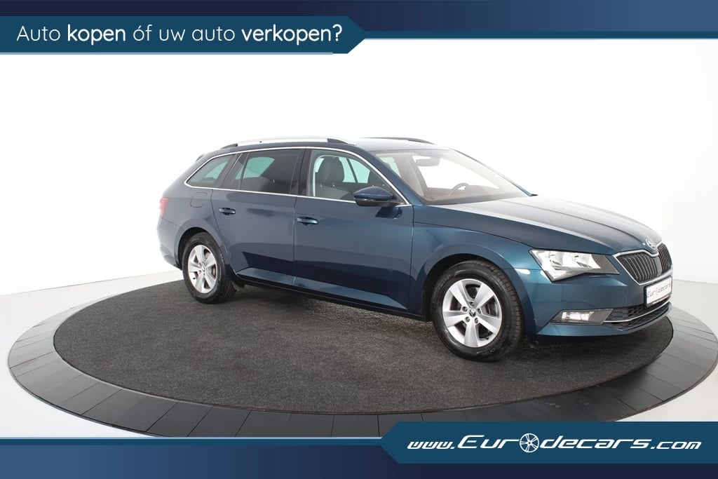 Hoofdafbeelding Škoda Superb