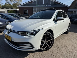 Volkswagen Golf 1.5 TSI Life Panoramadak, 18''Lmv, Winterpakket