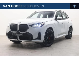 BMW X3 30e xDrive M Sport Automaat / Sportstoelen / Achteruitrijcamera / M Sportonderstel / Comfort Access / Adaptieve LED