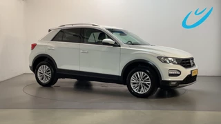 Volkswagen T-Roc 1.5 TSI 150pk DSG Style Business Virtual Cockpit Navigatie Camera Stoelverwarming