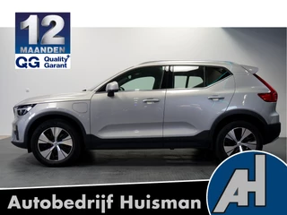 Volvo XC40 1.5 T5 Plug-in Hybrid 193kW/262pk DCT7 FACELIFT! Core Bright CLIMA + CRUISE + FULL LED HIGH BEAM + NAVI SENSUS + LANE ASSIST + SPORTSTOELEN + KEYLESS ENTRY&GO + CAMERA + MISTLAMPEN VOOR + PARKSENSOREN + 18" LM-VELGEN!!