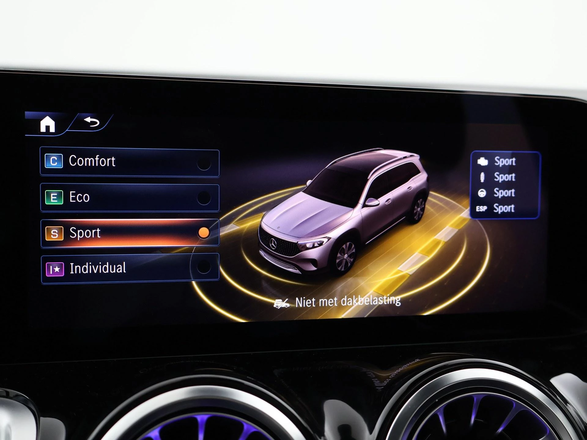 Hoofdafbeelding Mercedes-Benz EQB