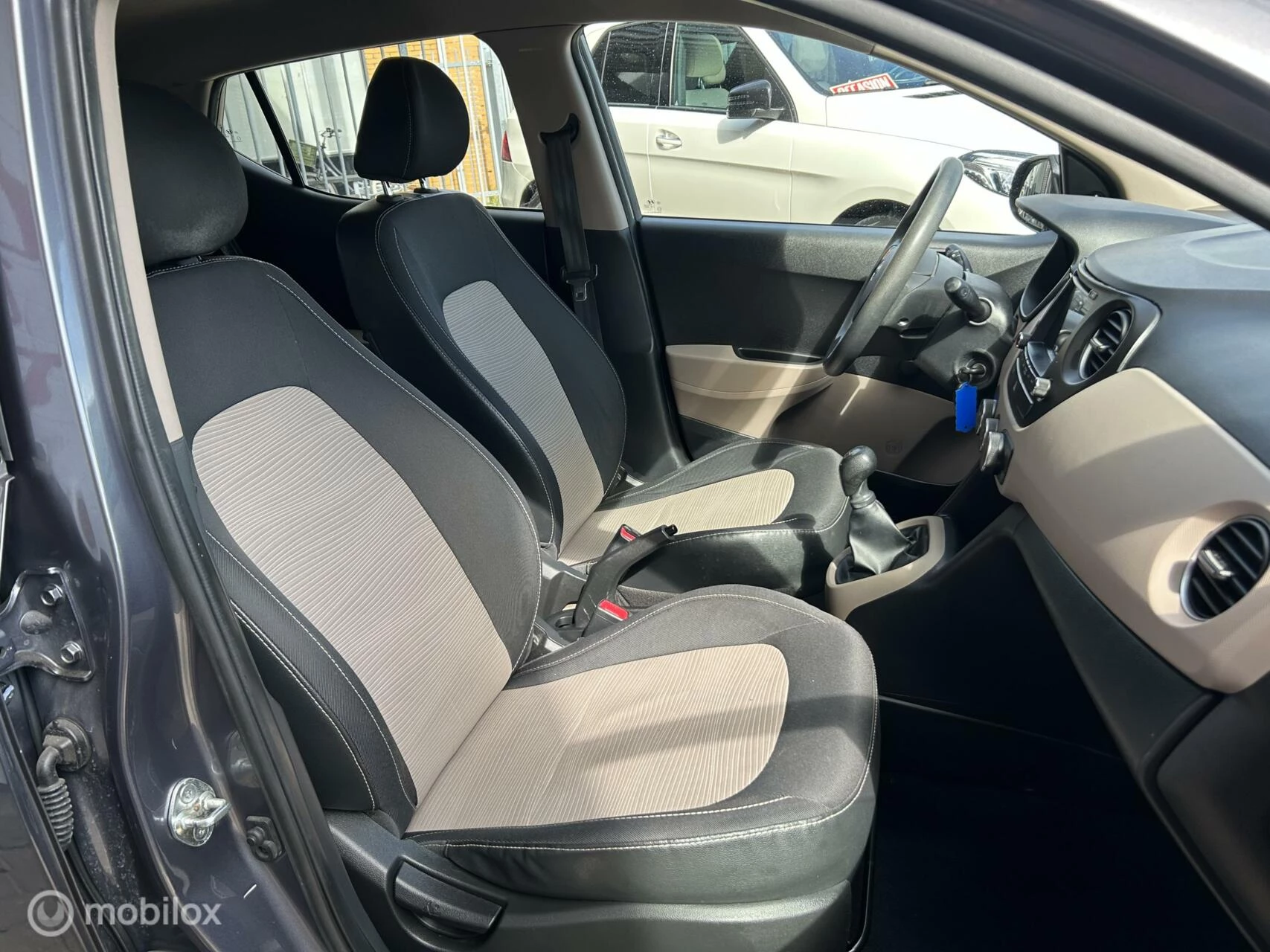 Hoofdafbeelding Hyundai i10