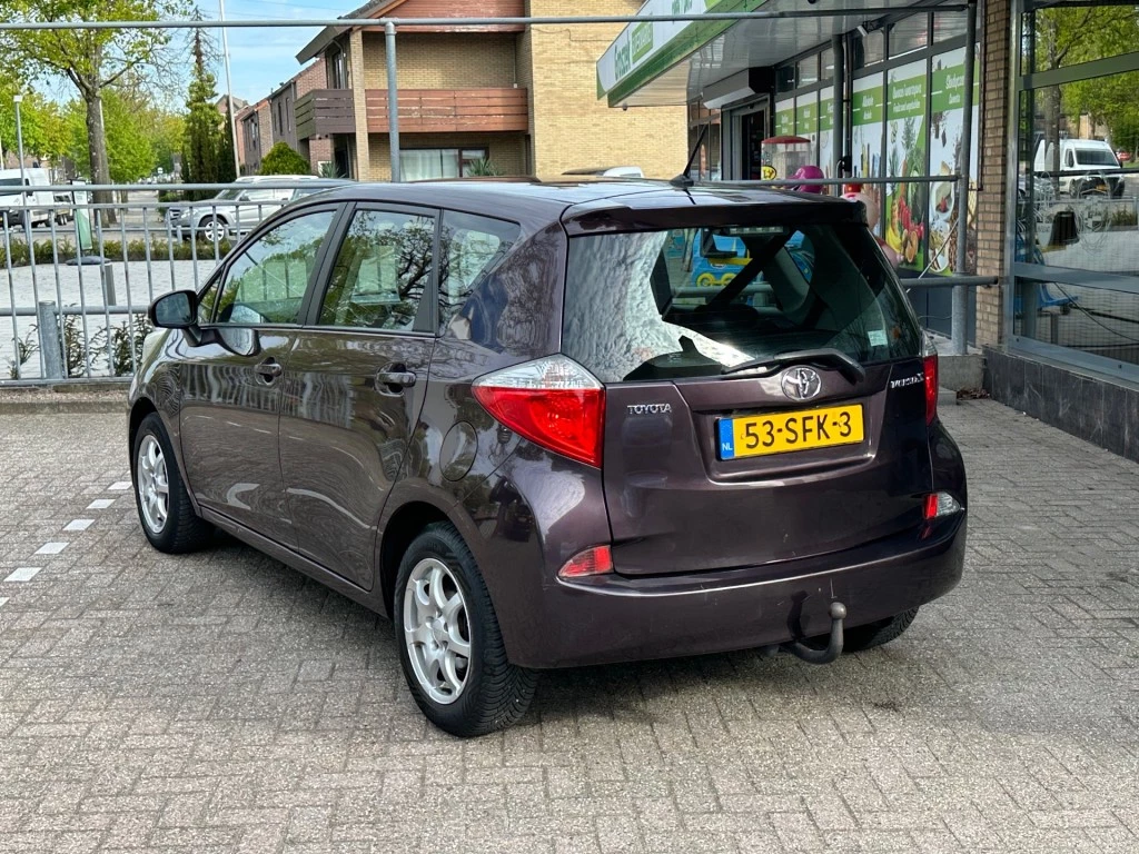 Hoofdafbeelding Toyota Verso-S