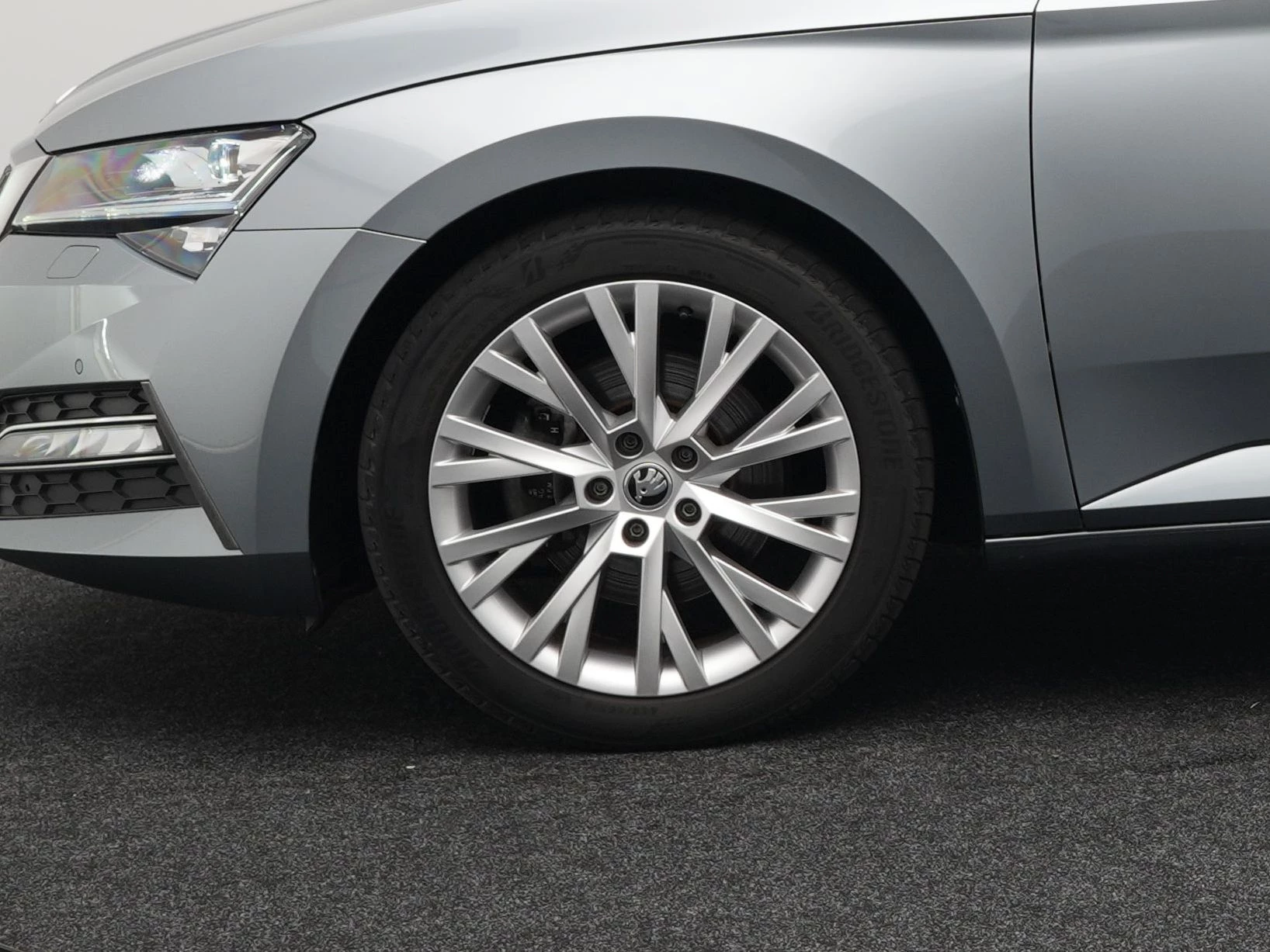 Hoofdafbeelding Škoda Superb