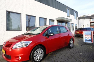 Hoofdafbeelding Toyota Auris Toyota Auris 1.6 COMFORT Clima (Onverwoestbaar !!!)