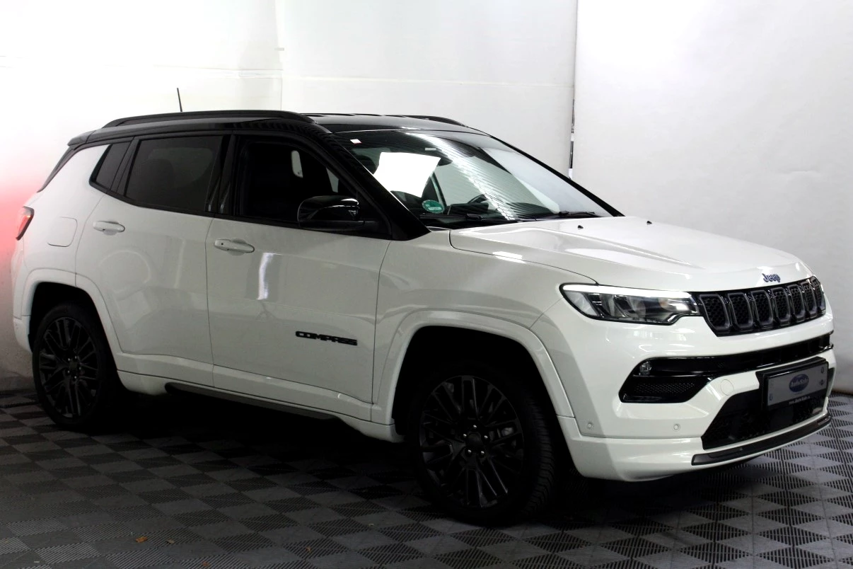 Hoofdafbeelding Jeep Compass