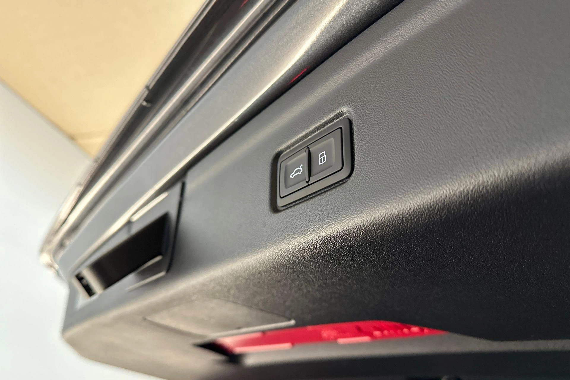 Hoofdafbeelding Audi A6 e-tron