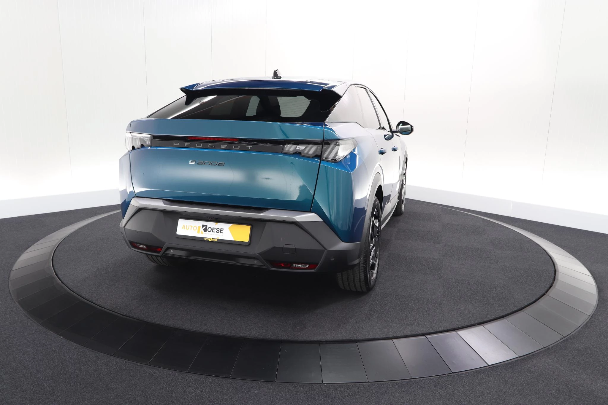 Hoofdafbeelding Peugeot e-3008
