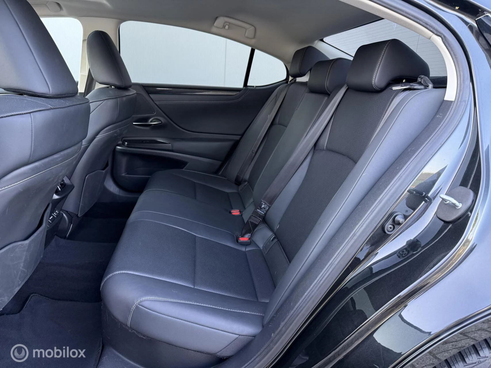Hoofdafbeelding Lexus ES