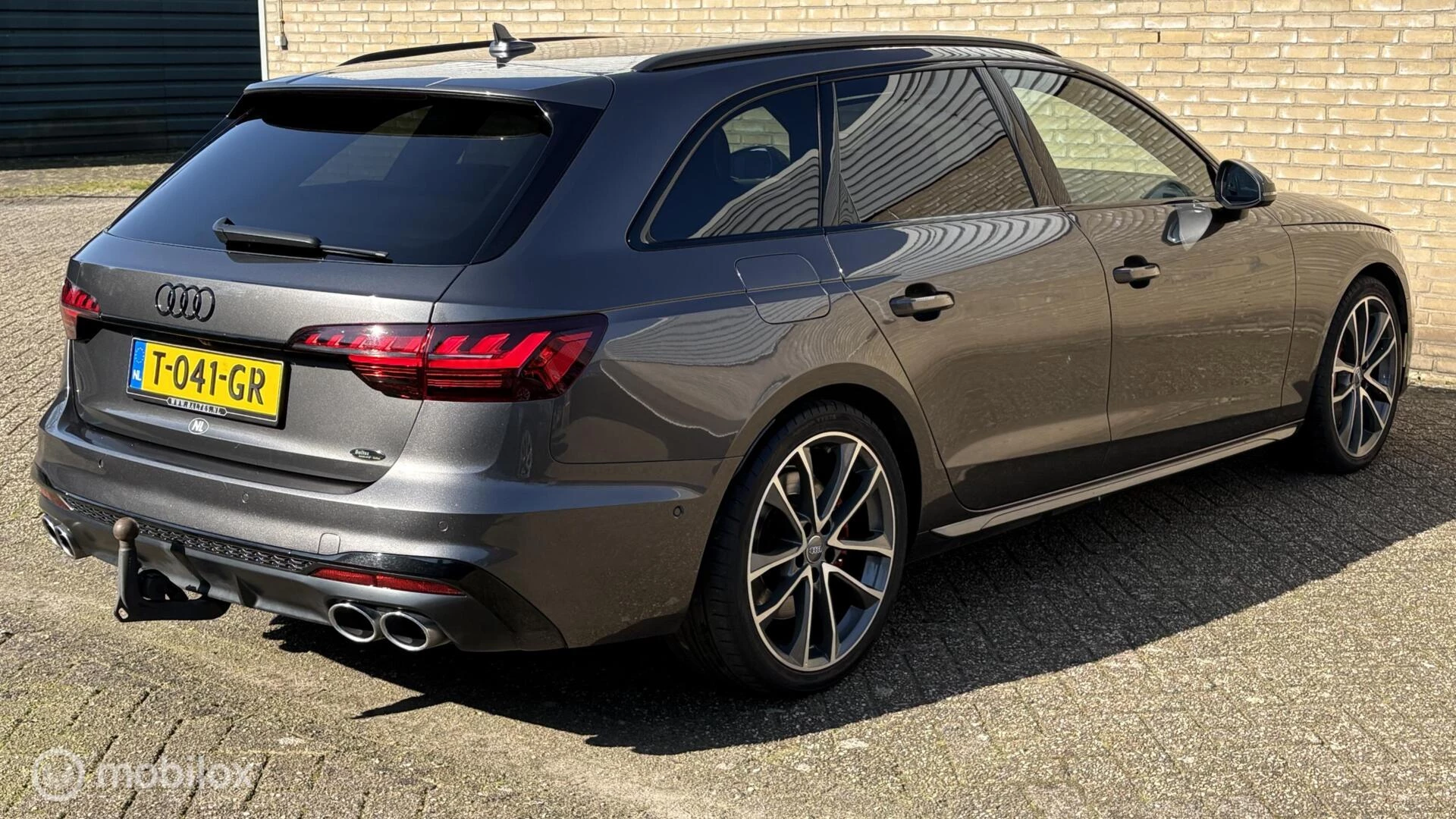 Hoofdafbeelding Audi S4