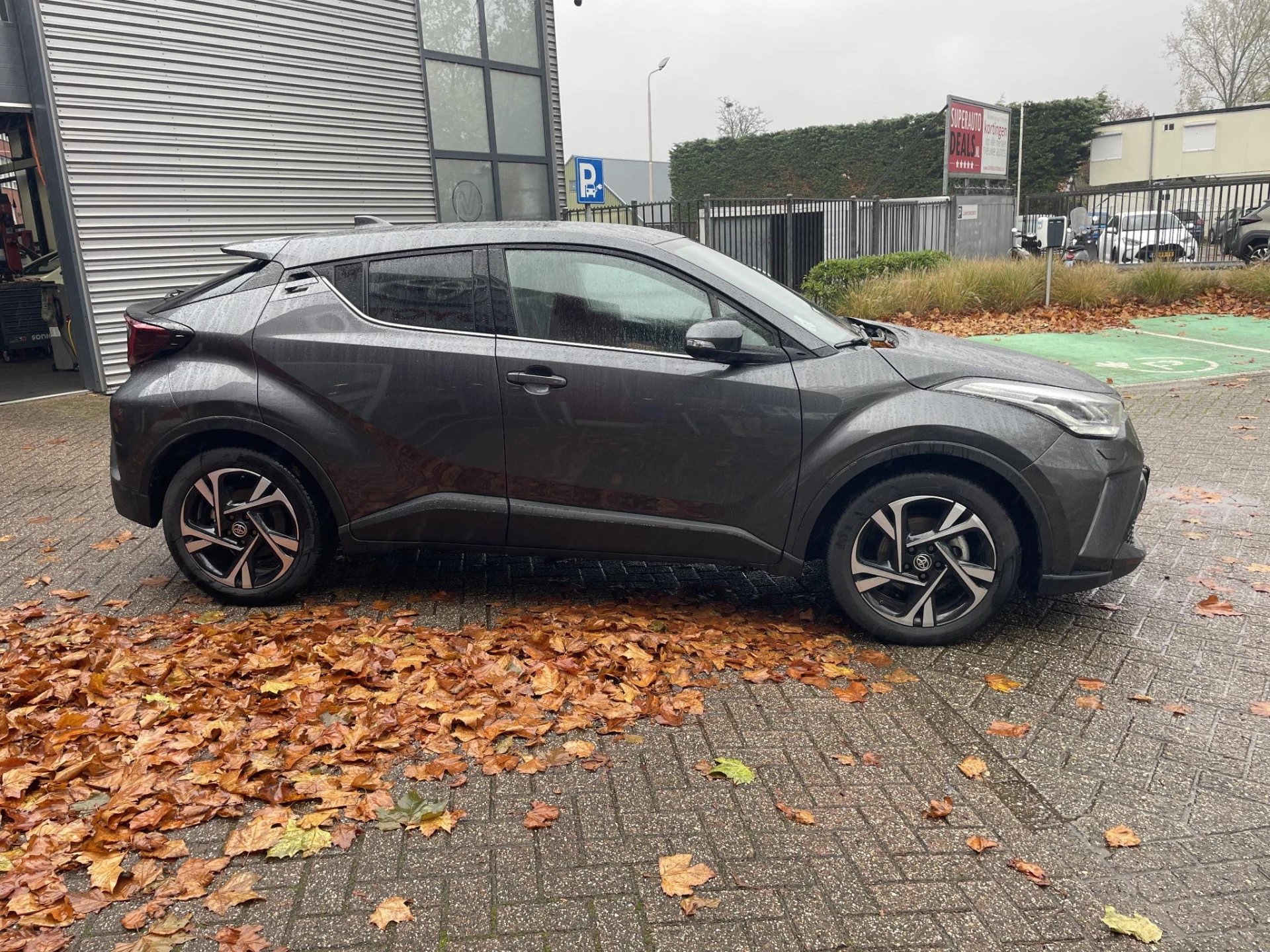 Hoofdafbeelding Toyota C-HR