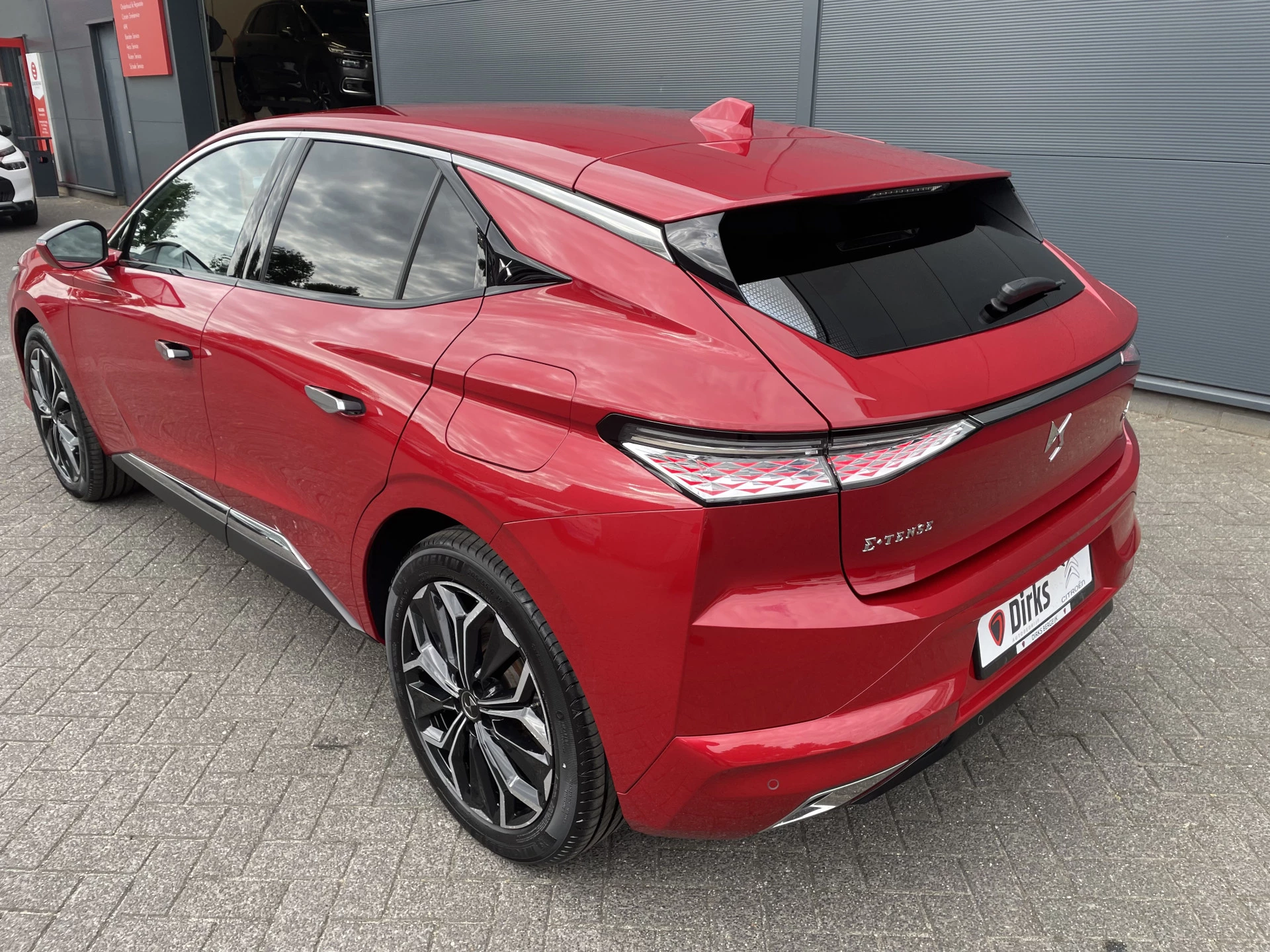 Hoofdafbeelding DS DS 4