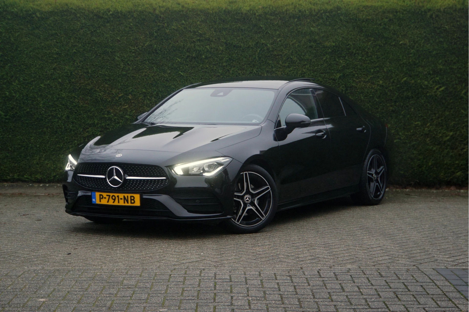 Hoofdafbeelding Mercedes-Benz CLA