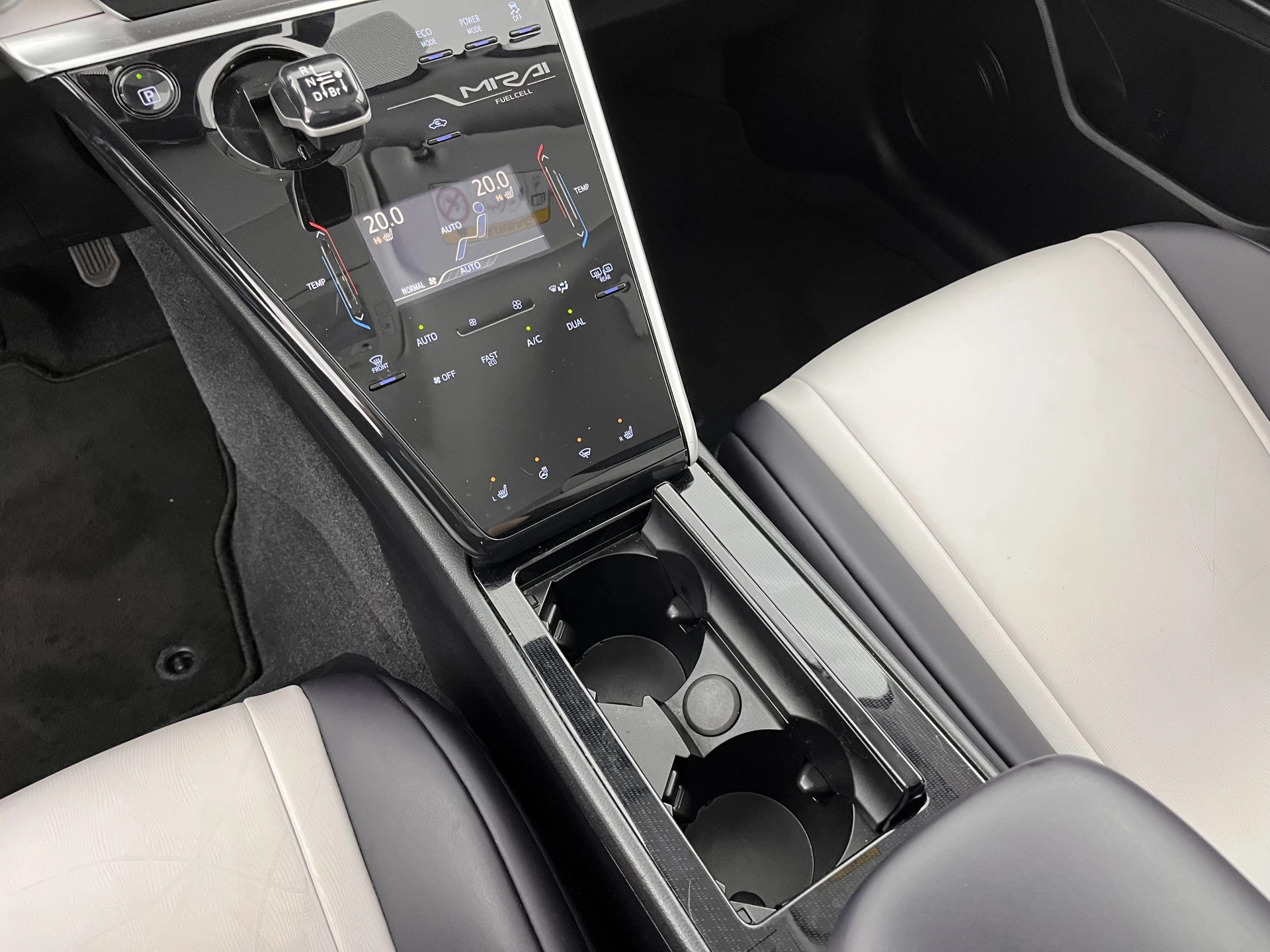 Hoofdafbeelding Toyota Mirai