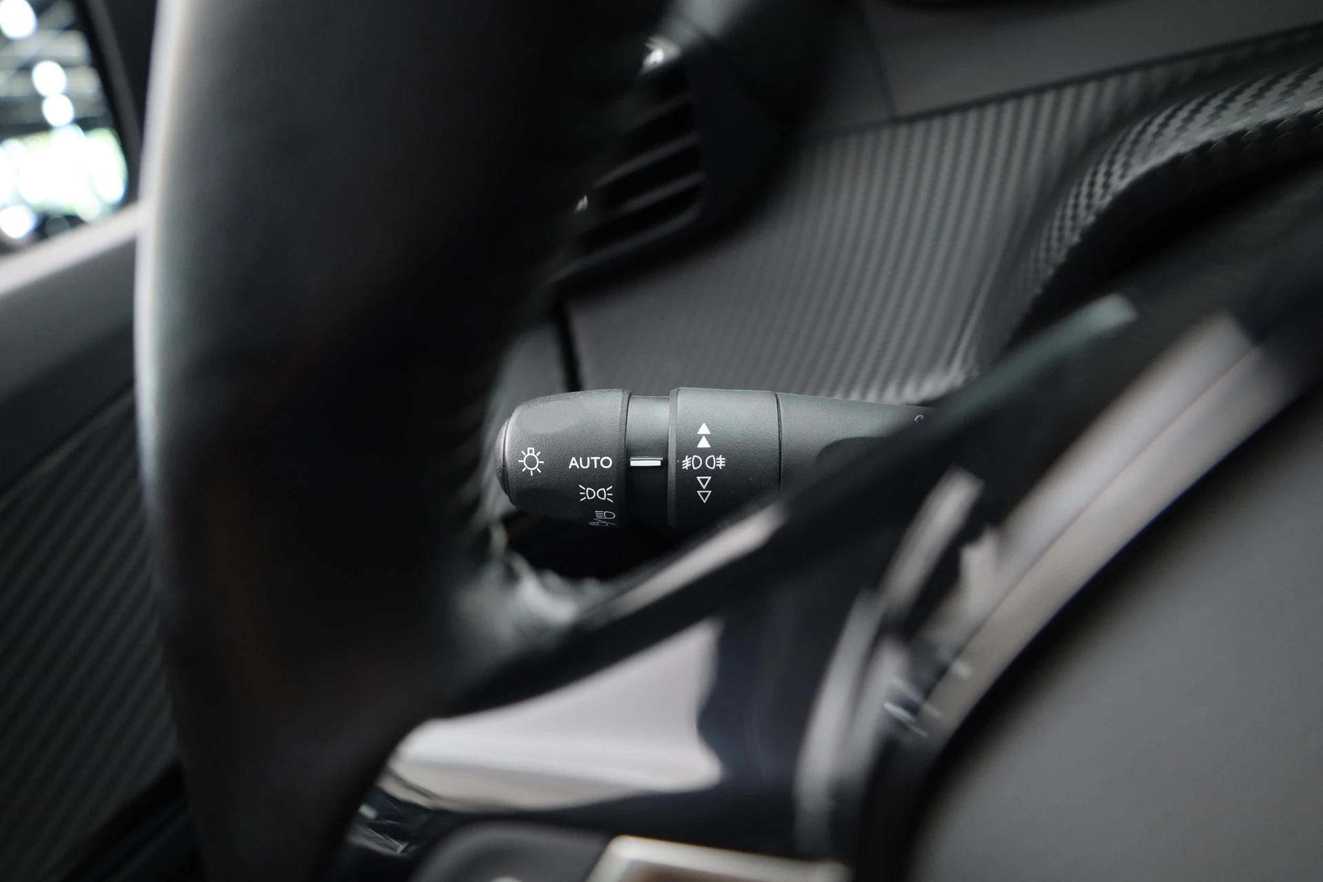 Hoofdafbeelding Peugeot e-2008