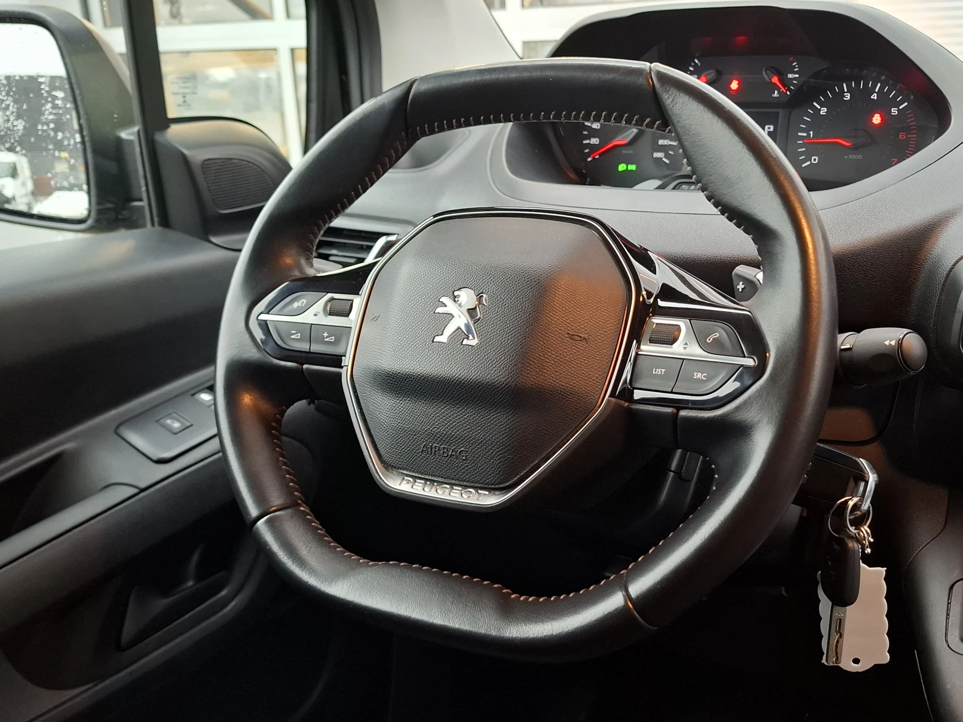 Hoofdafbeelding Peugeot Partner