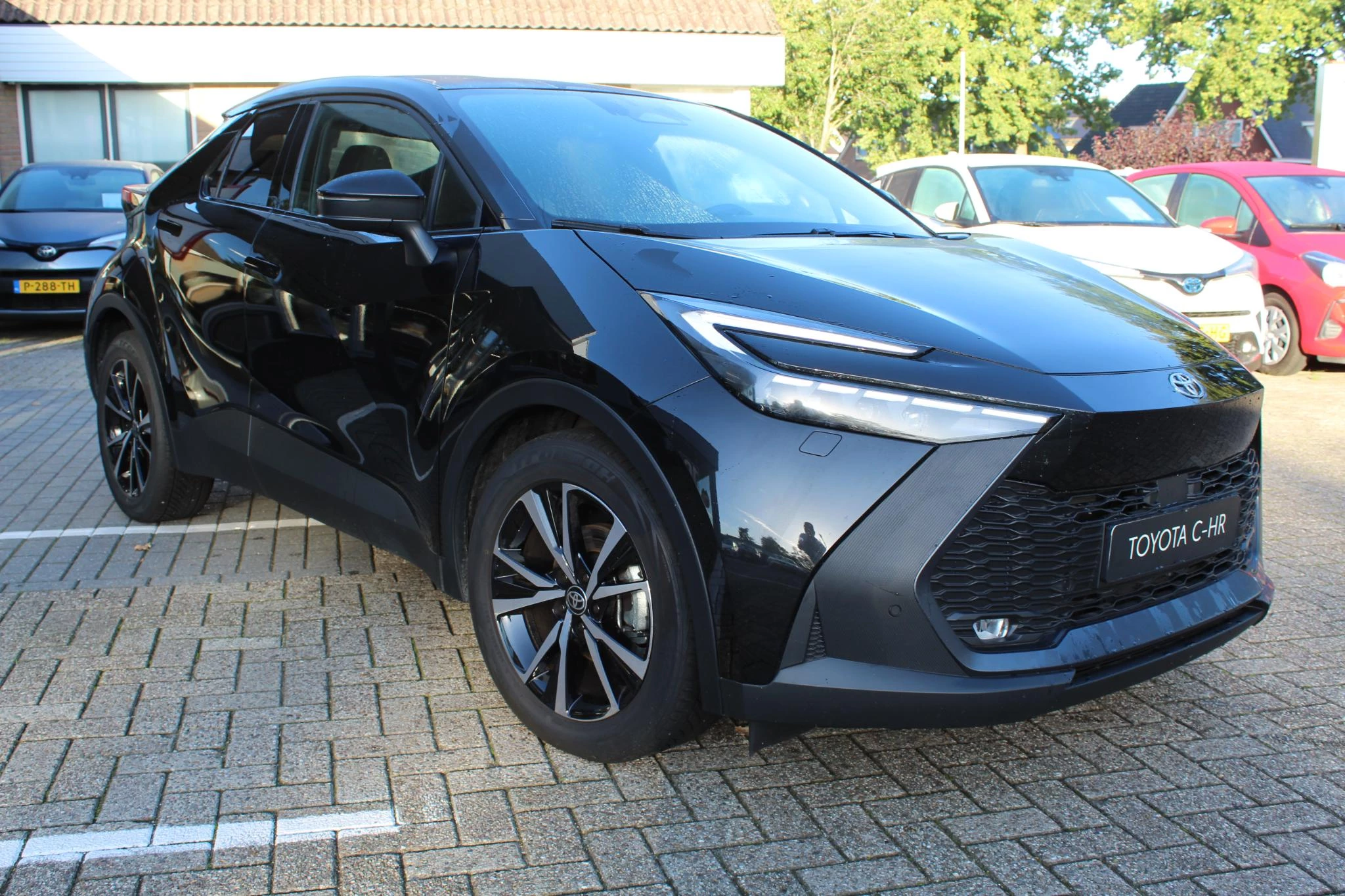 Hoofdafbeelding Toyota C-HR