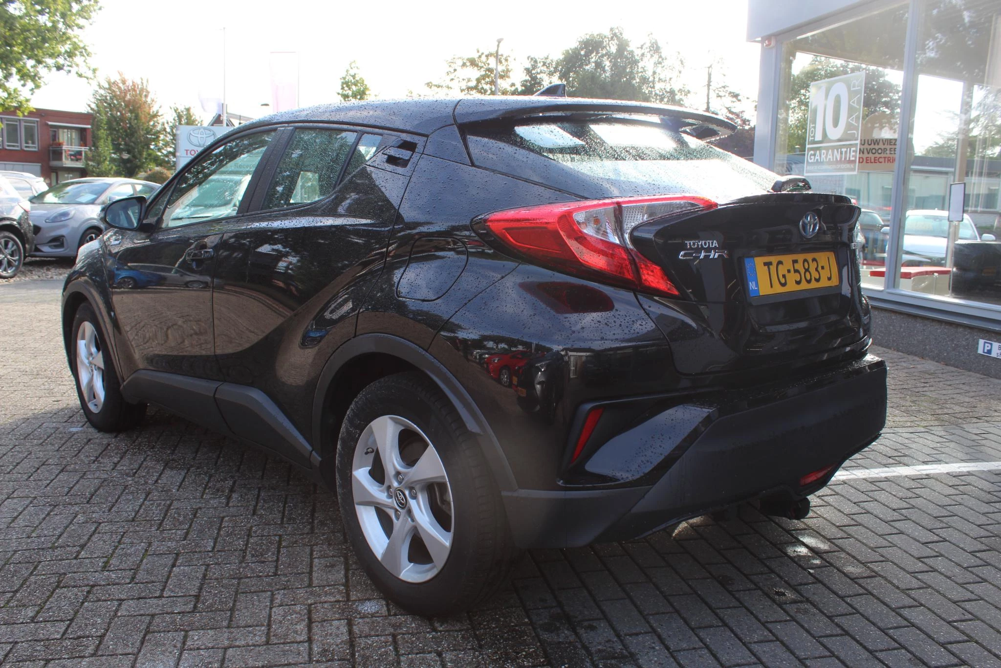 Hoofdafbeelding Toyota C-HR