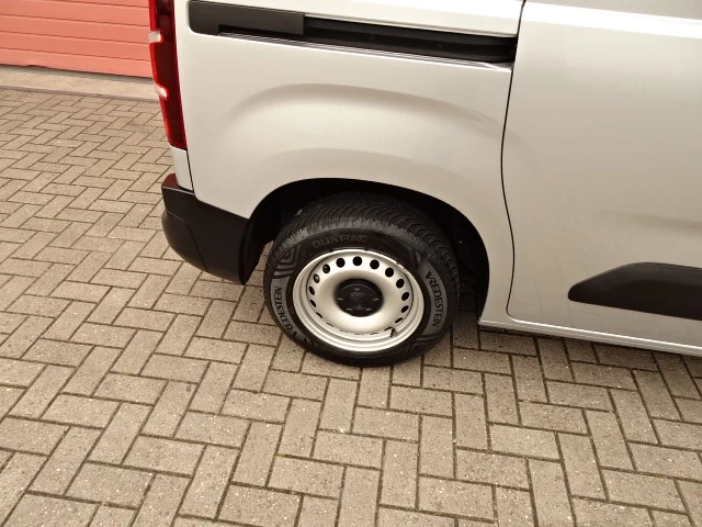 Hoofdafbeelding Peugeot Partner