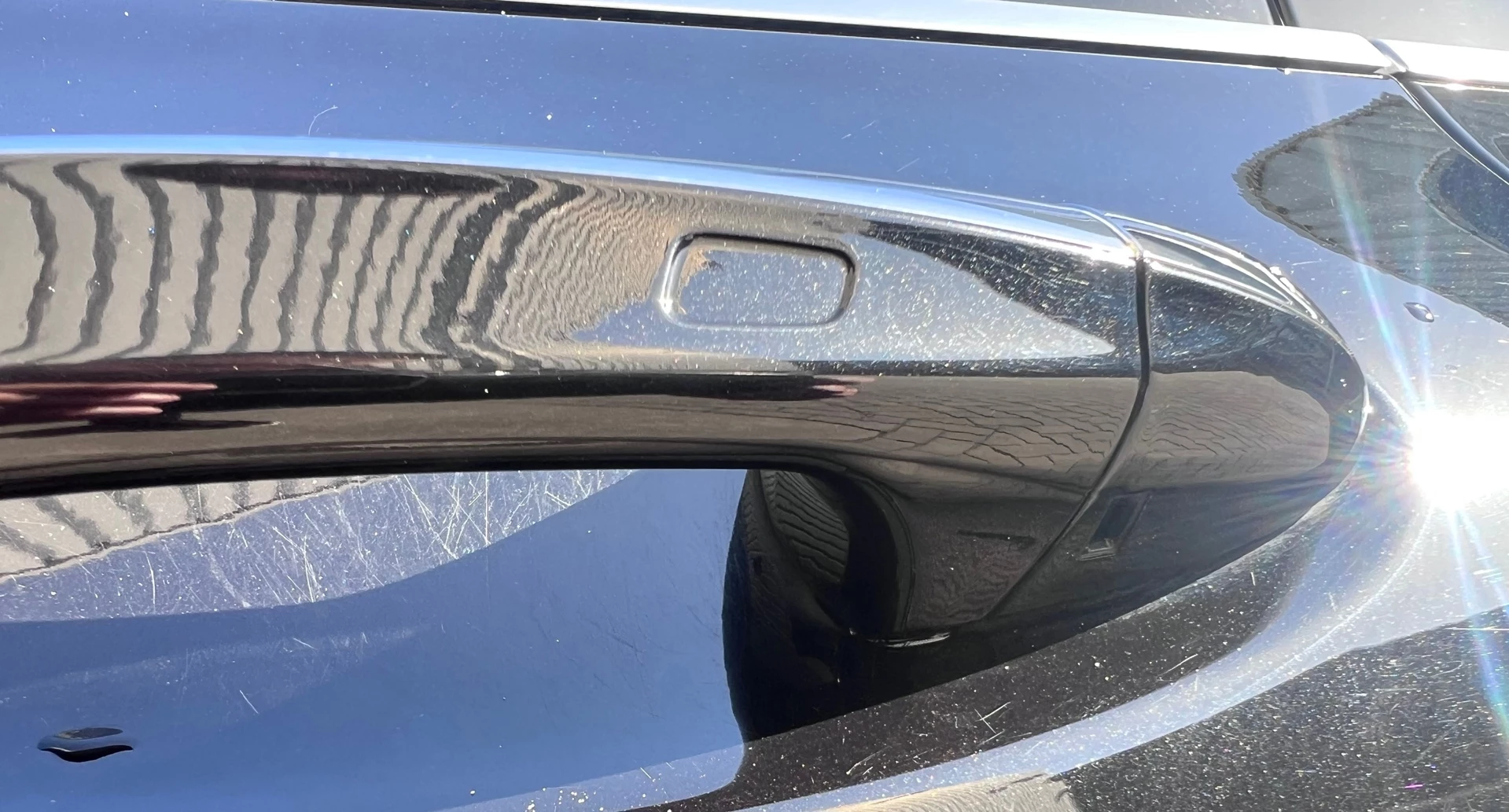 Hoofdafbeelding Mercedes-Benz EQC